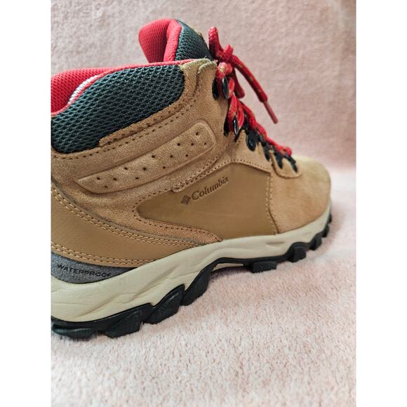 Columbia Newton Ridge Plus II Waterproof Hiking Boots Men\'s Size 7